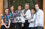Порошенко про іноземну освіту сина: Я не хочу бачити своїх дітей мажорами