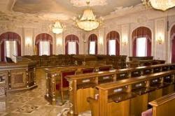 Parliament dismisses the head of the Supreme Court