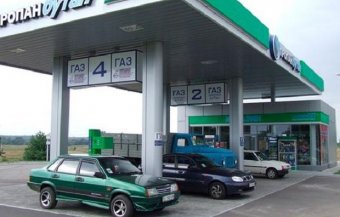 Эксперт пояснил, как автовладельцы могут наказать поставщиков газа за космические цены