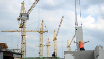 Рынок недвижимости в Подмосковье &laquo;на грани&raquo;, заявил замглавы Минстроя