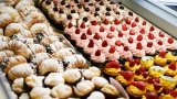Виробництво солодощів в Україні скоротилося майже в 2 рази