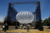 Alphabet начнет раздавать Wi-Fi через свои воздушные шары, США