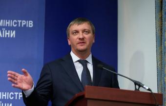 Підопічна міністра Петренка придбала квартиру за  1,5 млн