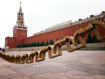 Кремль назвал новые санкции разрушительными