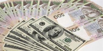 НБУ на 22 ноября укрепил курс гривны к доллару до 25,78