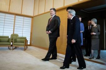 Poroshenko Invites Emperor of Japan to Visit Ukraine
