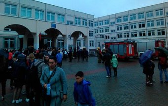 В подмосковной школе ученик открыл стрельбу
