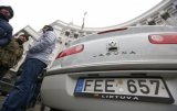 Пограничники нашли способ не пускать в Украину "евробляхи" - СМИ