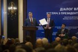 Порошенко відклав податок на виведений капітал через позицію Заходу