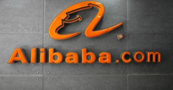 Российский миллиардер Усманов продал долю в китайской Alibaba