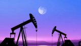 Нефть дешевеет на фоне торгового конфликта между Китаем и США