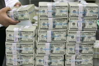 Дефицит внешней торговли товарами Украины вырос в 1,7 раза