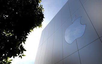Капитализация Apple достигла рекордных $925 млрд