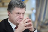 Порошенко майже рік не підписує закон про 100% гарантії вкладів у держбанках