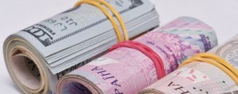 Украинцы понесли деньги в банки: эксперт о росте ставок по депозитам