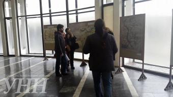 Виставка мап підземних річок Києва відкрилася у столичному метро