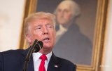 У США випустили збірник твітів Трампа