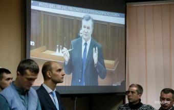 Оболонский суд запретил Януковичу включаться по скайпу