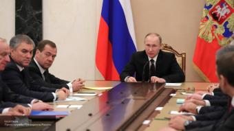Путин заявил, что прошлогодние итоги в экономике превзошли ожидания (видео)