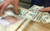 Гривня на міжбанку зміцнюється