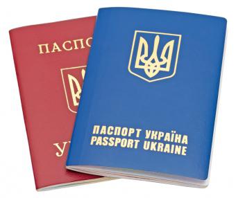 П.Петренко пообещал что обменять загранпаспорт можно будет за 30 минут