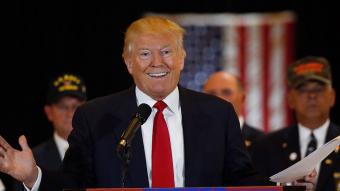 Трамп поздравил с Новым годом всех, включая врагов