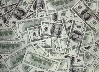 Члени Кабміну зберігають близько 7 мільйонів доларів готівкою