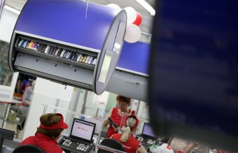 Глава комітету Держдуми виступив за заборону продавати алкоголь на касах, Росія