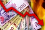 Бизнес ожидает девальвации гривни