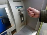 Руководитель НБ Казахстана объяснил, как должна снижаться комиссия за снятие денег в банкоматах