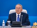 Назарбаев возмущен, что акционеры банков Казахстана воруют &laquo;среди белого дня&raquo;